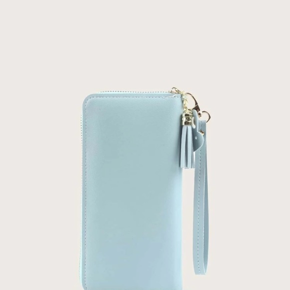 NWT Wallet - Picture 2 of 4